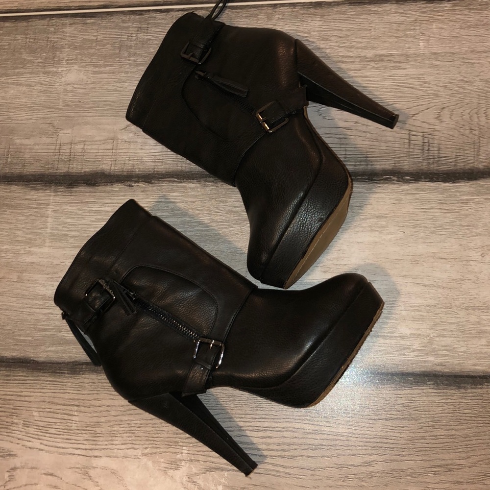 SZ 11 Charles by charles david